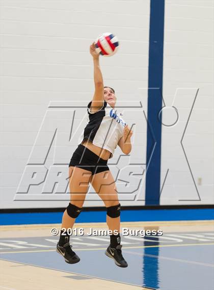 Thumbnail 1 in Girls Prep vs Soddy Daisy photogallery.