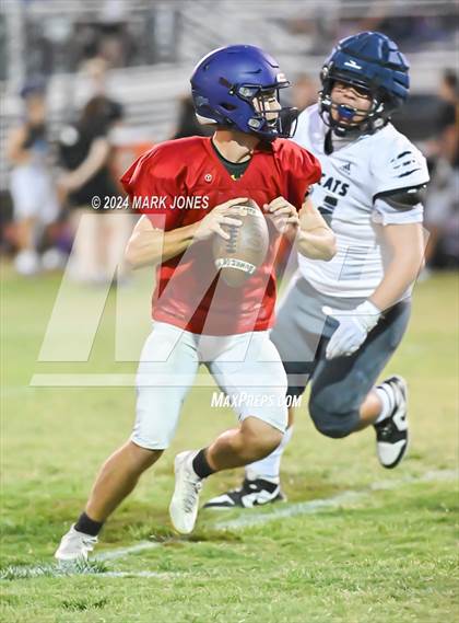 Thumbnail 3 in Sunrise Mountain vs. Willow Canyon (Scrimmage) photogallery.