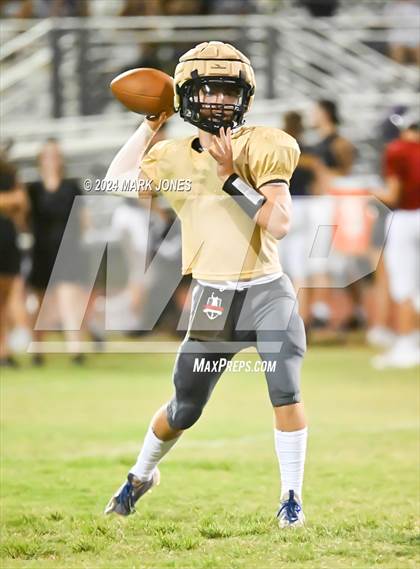 Thumbnail 2 in Sunrise Mountain vs. Willow Canyon (Scrimmage) photogallery.