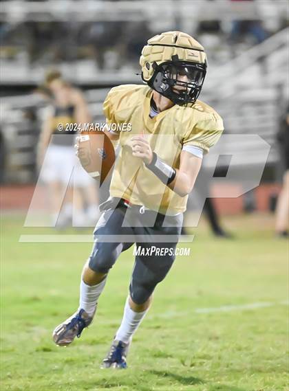 Thumbnail 1 in Sunrise Mountain vs. Willow Canyon (Scrimmage) photogallery.