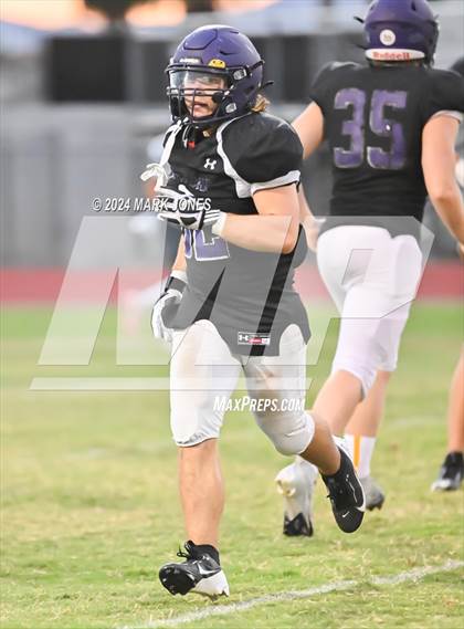 Thumbnail 2 in Sunrise Mountain vs. Willow Canyon (Scrimmage) photogallery.