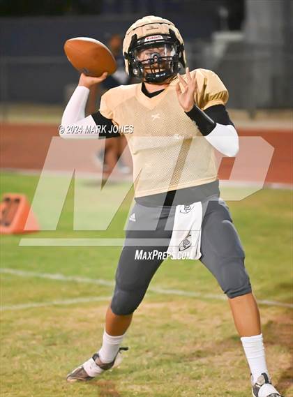 Thumbnail 2 in Sunrise Mountain vs. Willow Canyon (Scrimmage) photogallery.