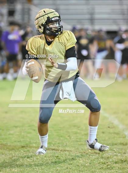 Thumbnail 3 in Sunrise Mountain vs. Willow Canyon (Scrimmage) photogallery.