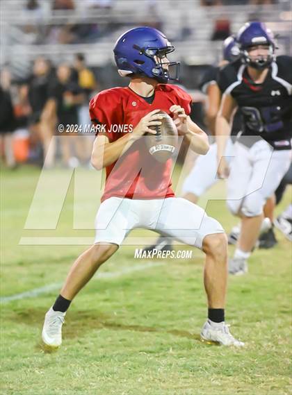 Thumbnail 3 in Sunrise Mountain vs. Willow Canyon (Scrimmage) photogallery.