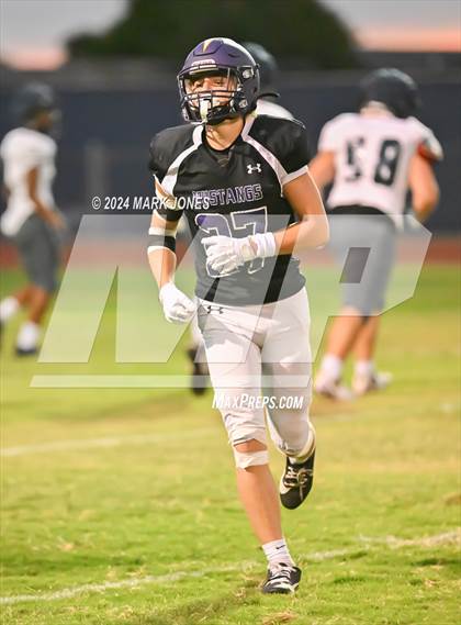 Thumbnail 2 in Sunrise Mountain vs. Willow Canyon (Scrimmage) photogallery.