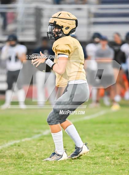 Thumbnail 1 in Sunrise Mountain vs. Willow Canyon (Scrimmage) photogallery.