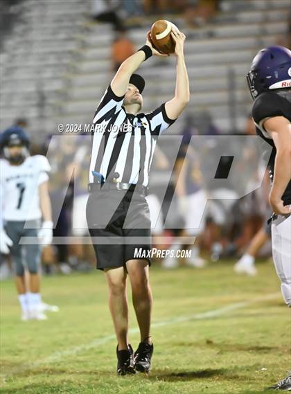 Thumbnail 2 in Sunrise Mountain vs. Willow Canyon (Scrimmage) photogallery.