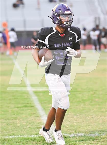 Thumbnail 1 in Sunrise Mountain vs. Willow Canyon (Scrimmage) photogallery.