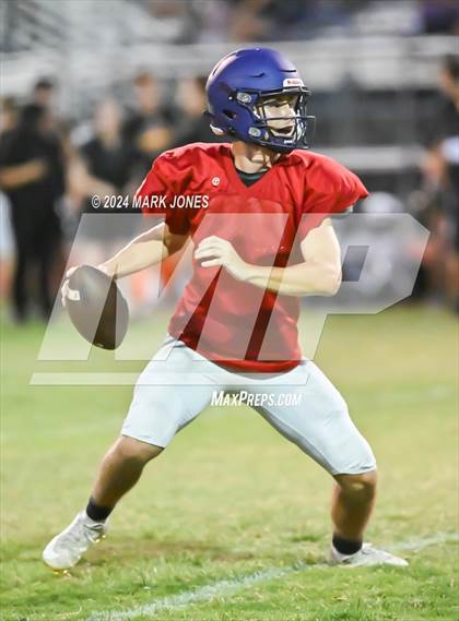 Thumbnail 3 in Sunrise Mountain vs. Willow Canyon (Scrimmage) photogallery.