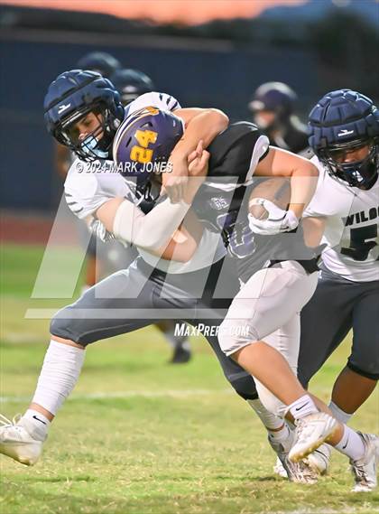 Thumbnail 3 in Sunrise Mountain vs. Willow Canyon (Scrimmage) photogallery.