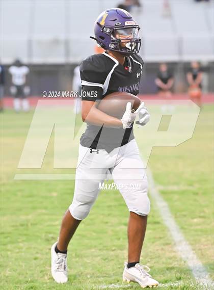 Thumbnail 3 in Sunrise Mountain vs. Willow Canyon (Scrimmage) photogallery.