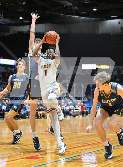 Thumbnail 3 in East vs. Wayne (NYSPHSAA Section V Class A Finals) photogallery.