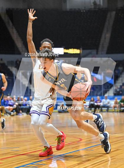 Thumbnail 2 in East vs. Wayne (NYSPHSAA Section V Class A Finals) photogallery.