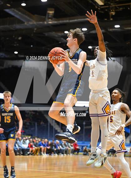 Thumbnail 1 in East vs. Wayne (NYSPHSAA Section V Class A Finals) photogallery.