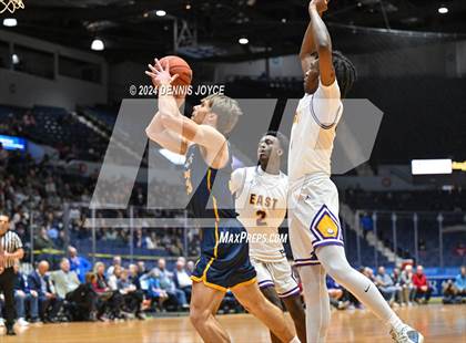 Thumbnail 1 in East vs. Wayne (NYSPHSAA Section V Class A Finals) photogallery.