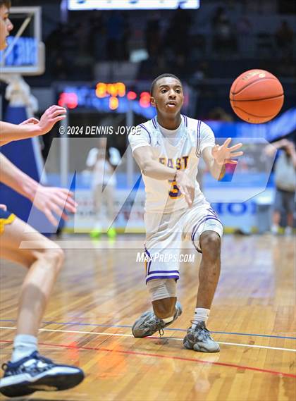 Thumbnail 3 in East vs. Wayne (NYSPHSAA Section V Class A Finals) photogallery.