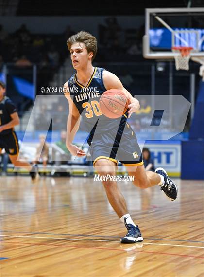 Thumbnail 3 in East vs. Wayne (NYSPHSAA Section V Class A Finals) photogallery.