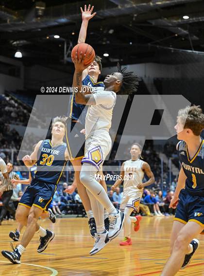 Thumbnail 1 in East vs. Wayne (NYSPHSAA Section V Class A Finals) photogallery.