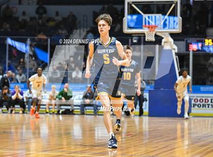 Thumbnail 3 in East vs. Wayne (NYSPHSAA Section V Class A Finals) photogallery.