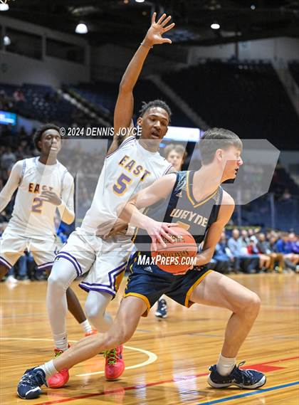 Thumbnail 3 in East vs. Wayne (NYSPHSAA Section V Class A Finals) photogallery.