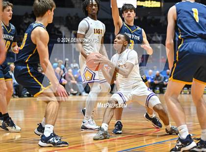 Thumbnail 2 in East vs. Wayne (NYSPHSAA Section V Class A Finals) photogallery.