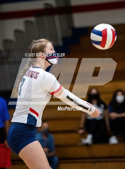 Thumbnail 1 in Westover @ Terry Sanford photogallery.