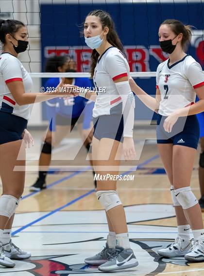 Thumbnail 1 in Westover @ Terry Sanford photogallery.