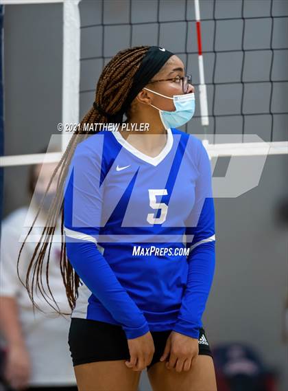 Thumbnail 1 in Westover @ Terry Sanford photogallery.