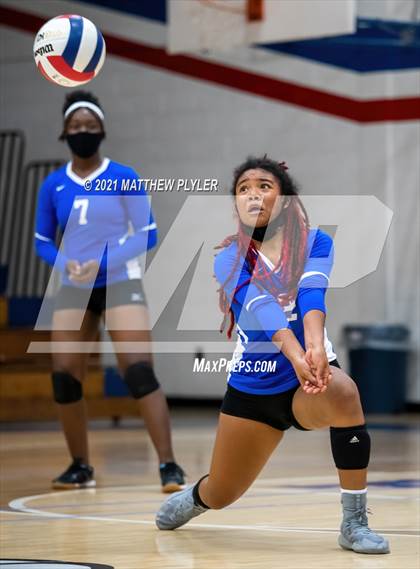 Thumbnail 2 in Westover @ Terry Sanford photogallery.