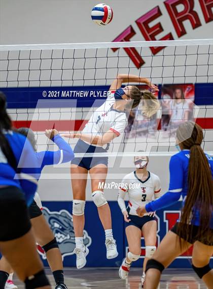 Thumbnail 2 in Westover @ Terry Sanford photogallery.