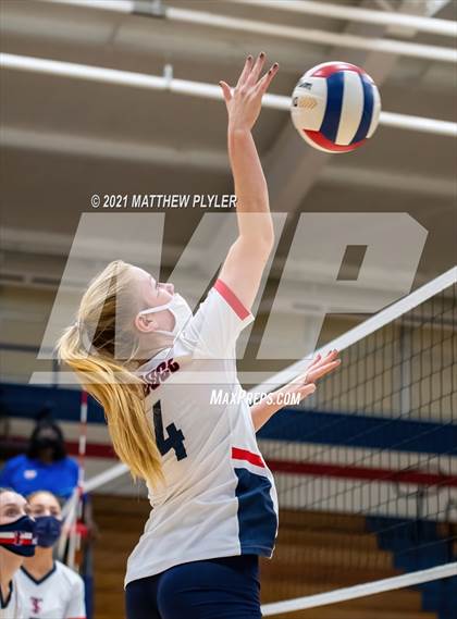Thumbnail 2 in Westover @ Terry Sanford photogallery.