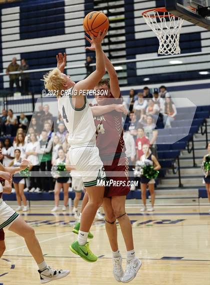 Thumbnail 3 in Cedar @ Ridgeline photogallery.
