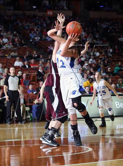 Thumbnail 2 in Smyer vs. Martins Mill (UIL 1A Final) photogallery.