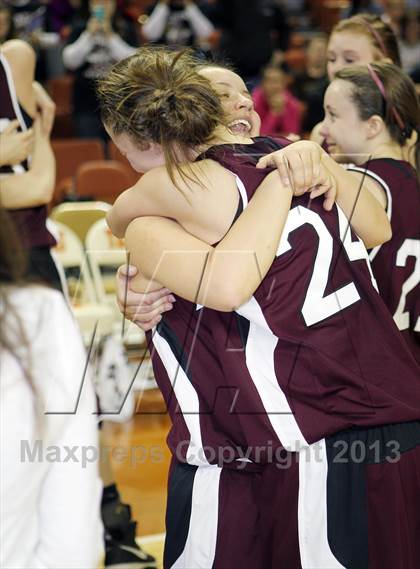 Thumbnail 3 in Smyer vs. Martins Mill (UIL 1A Final) photogallery.