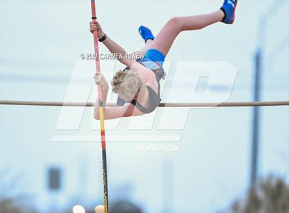 Thumbnail 2 in Bridgeland High School Invitational photogallery.
