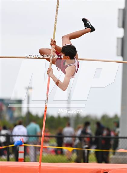 Thumbnail 1 in Bridgeland High School Invitational photogallery.