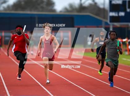 Thumbnail 3 in Bridgeland High School Invitational photogallery.