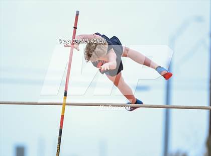 Thumbnail 3 in Bridgeland High School Invitational photogallery.