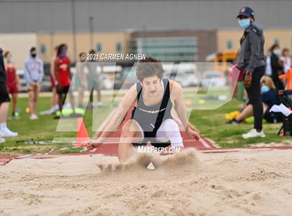 Thumbnail 1 in Bridgeland High School Invitational photogallery.