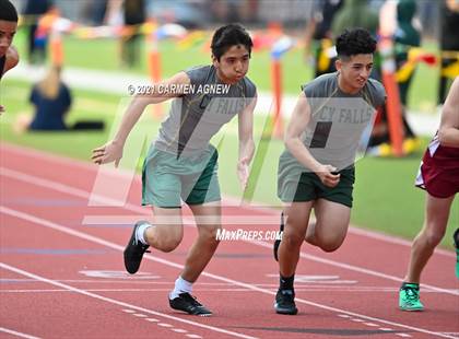 Thumbnail 3 in Bridgeland High School Invitational photogallery.