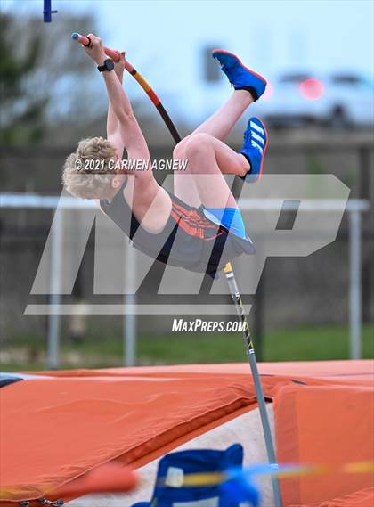 Thumbnail 1 in Bridgeland High School Invitational photogallery.