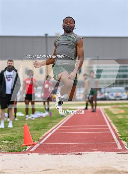 Thumbnail 1 in Bridgeland High School Invitational photogallery.