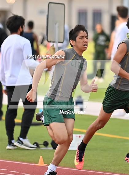 Thumbnail 2 in Bridgeland High School Invitational photogallery.