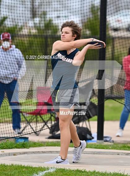 Thumbnail 1 in Bridgeland High School Invitational photogallery.