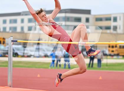 Thumbnail 3 in Bridgeland High School Invitational photogallery.