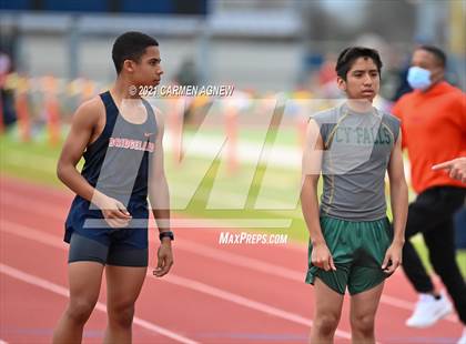 Thumbnail 2 in Bridgeland High School Invitational photogallery.