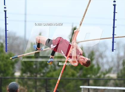 Thumbnail 3 in Bridgeland High School Invitational photogallery.