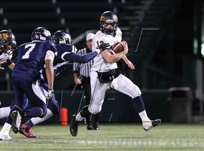Thumbnail 2 in Eastridge vs. Victor (Section 5 Class A Final) photogallery.