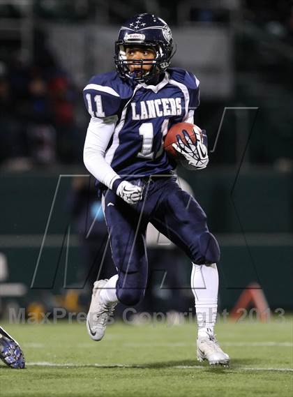 Thumbnail 1 in Eastridge vs. Victor (Section 5 Class A Final) photogallery.