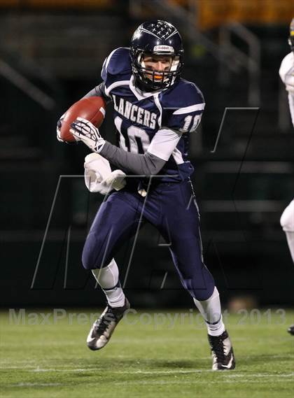 Thumbnail 1 in Eastridge vs. Victor (Section 5 Class A Final) photogallery.